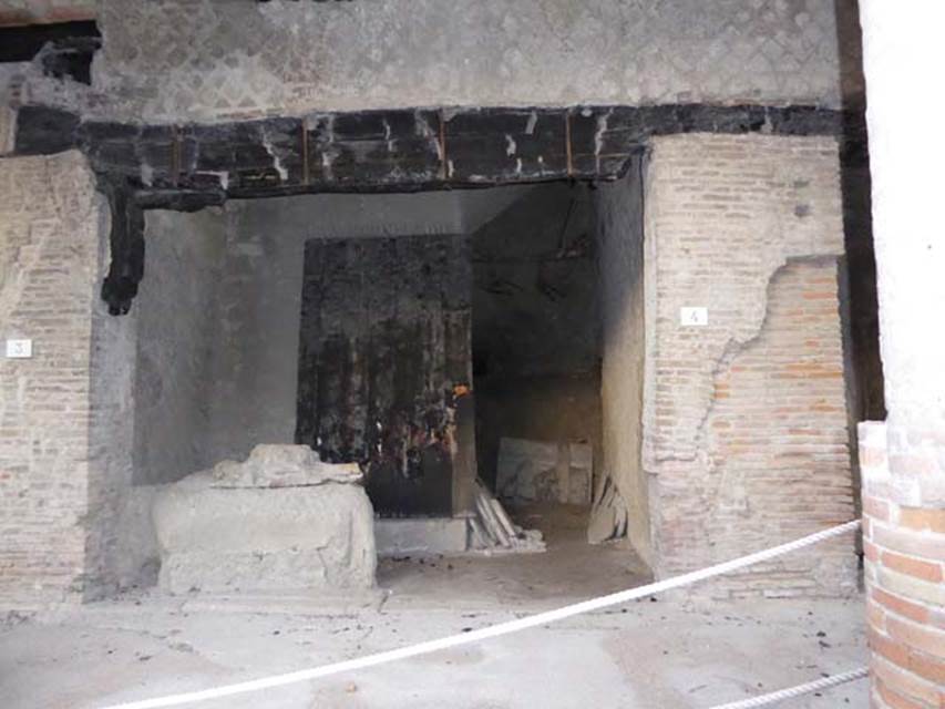 Herculaneum Decumanus Maximus North 4